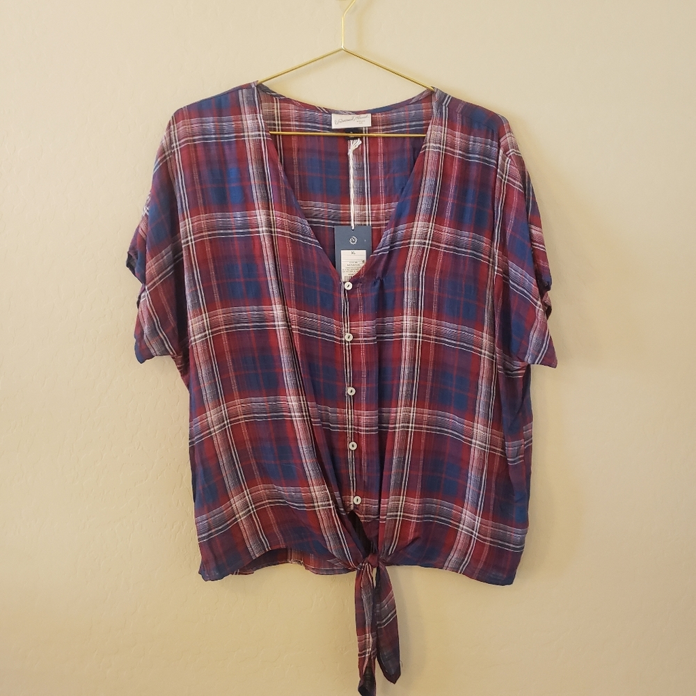 NWT Universal Thread Plaid Front Tie Top Size XL